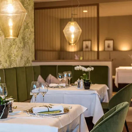 Marini's Giardino Hotel Dorf Tirol